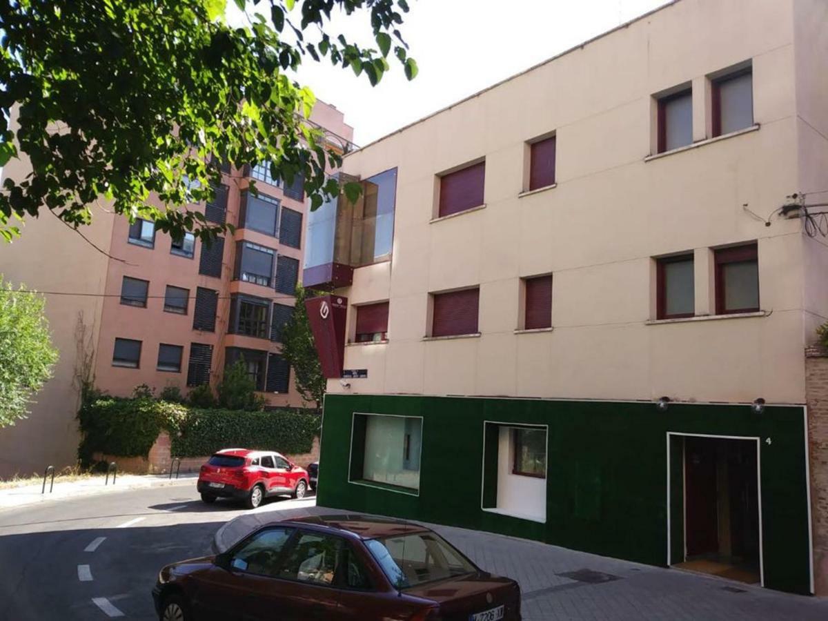 Ayz Javier Cabrini - Auto Check-In Property マドリード エクステリア 写真