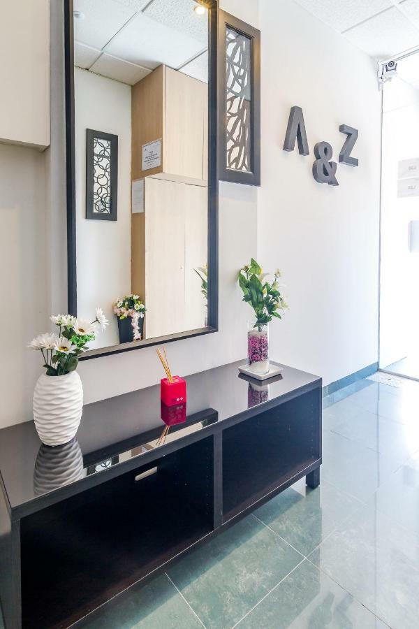 Ayz Javier Cabrini - Auto Check-In Property マドリード エクステリア 写真