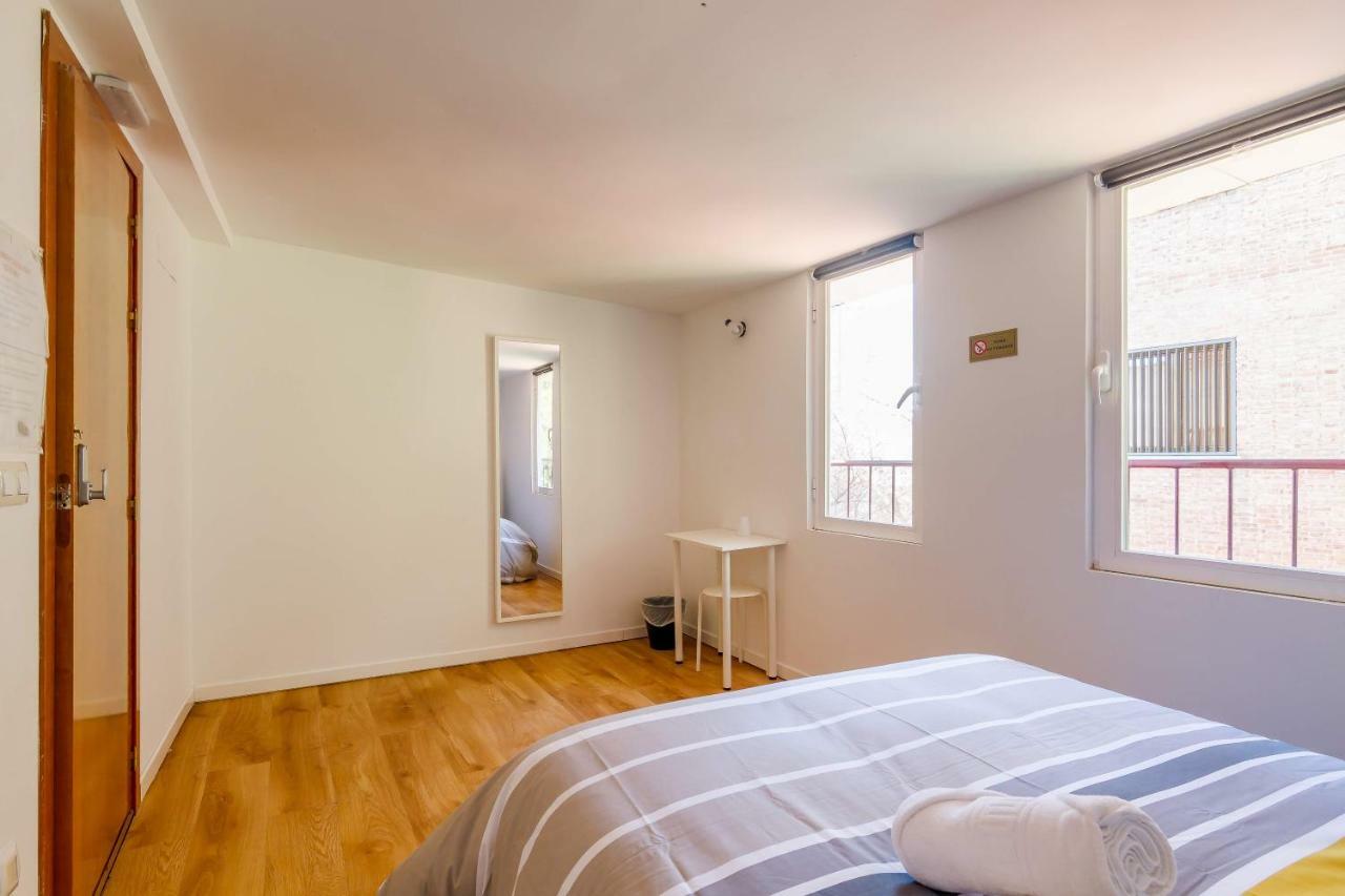 Ayz Javier Cabrini - Auto Check-In Property マドリード エクステリア 写真